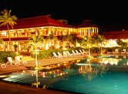 Furama Resort Danang (room) Furama Resort Danang (pool)